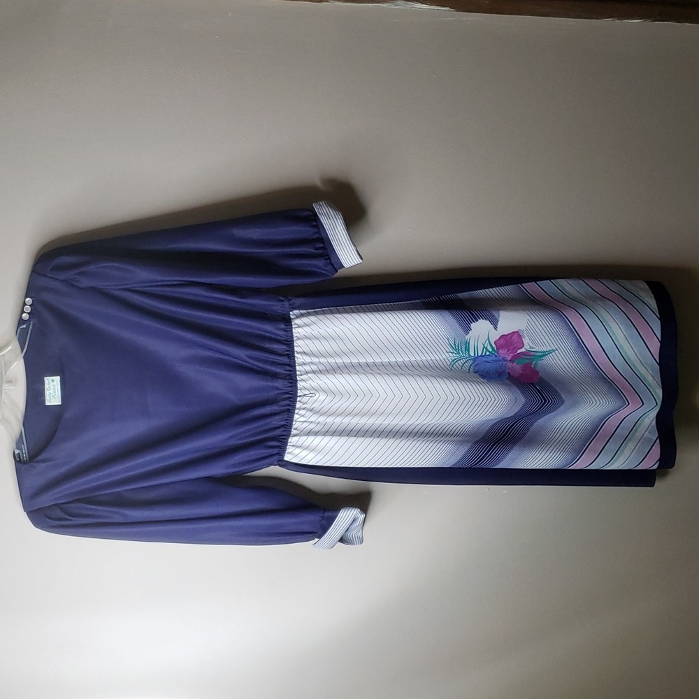 Vintage Three Quarter Sleeve Nautical Floral Dress See Measurements